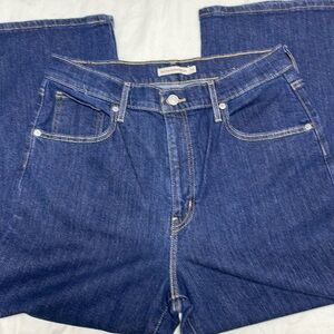 Levi’s Mile High Cropped Wide Leg sz 31